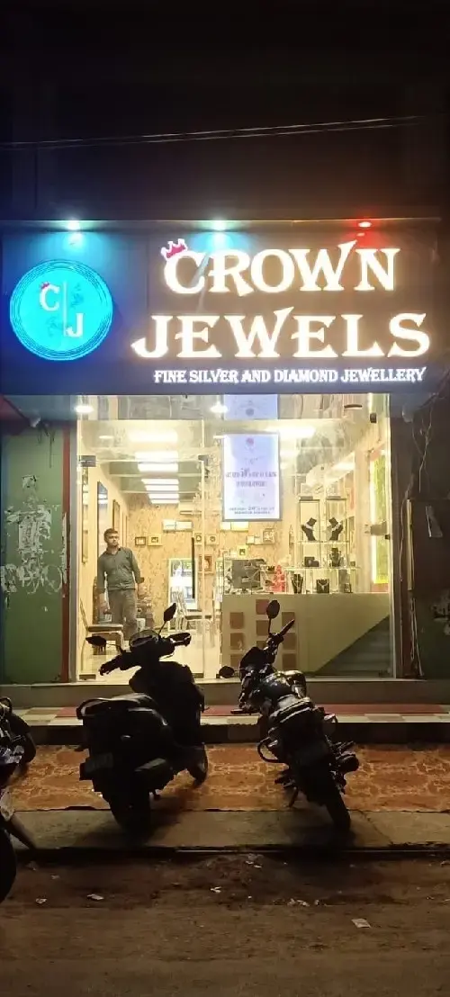 store logo